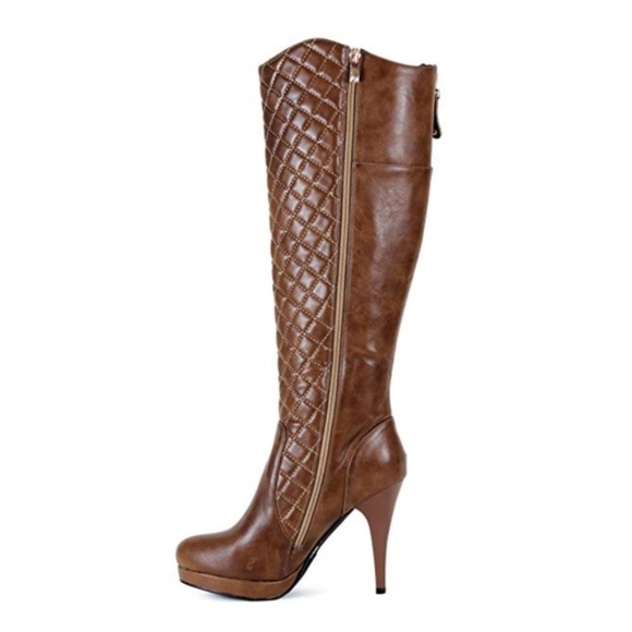 NWT Quilted Diagonal Zip Vegan Leather Knee Boot - Picture 6 of 8